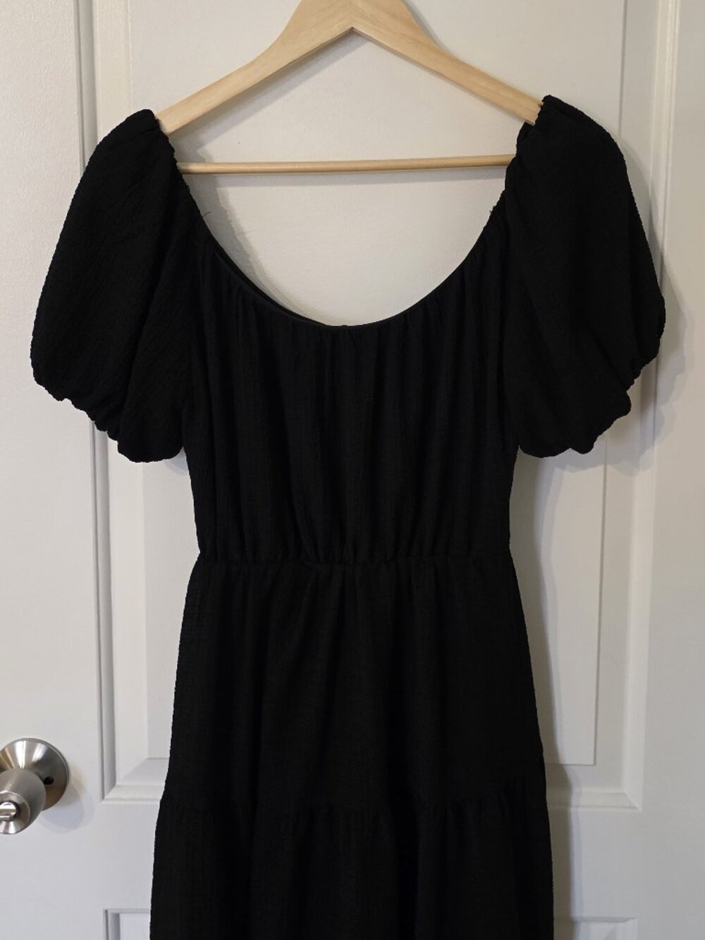 ASTR Tiered Short Sleeve Dress - Black